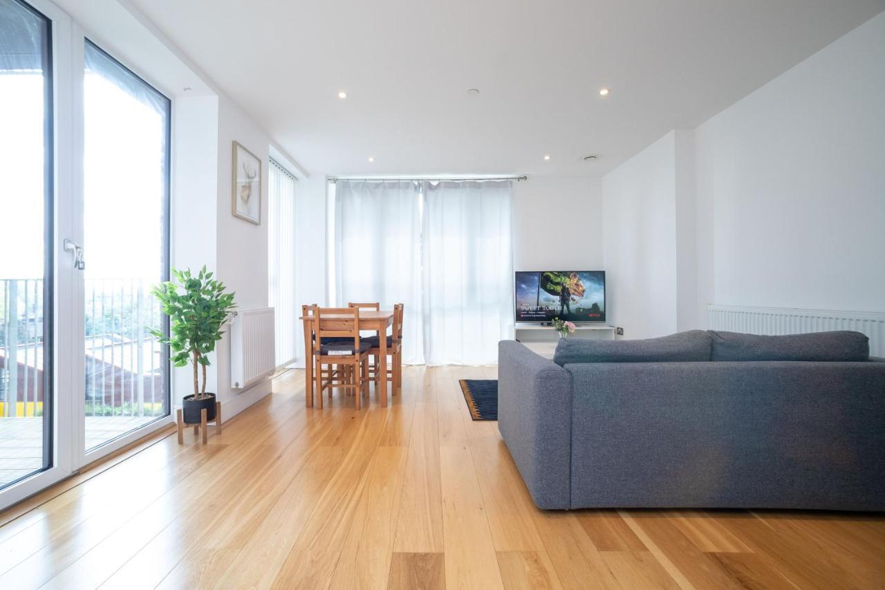 La Creme 1 Bed Apartment - Canning Town London Exterior foto